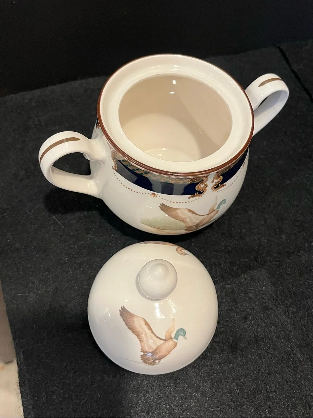 Keltcraft designed by Noritake Tranquil Glen Lidded Sugar Bowl with Duck Motif